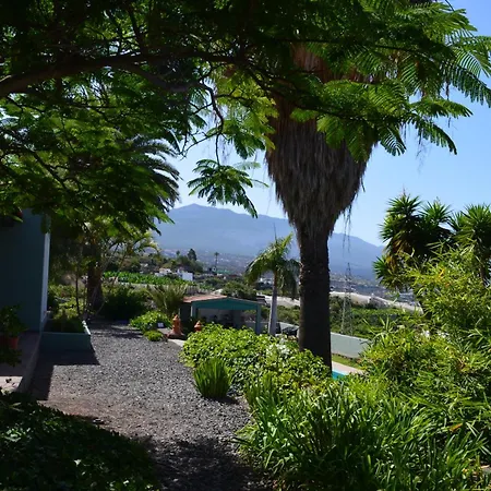 Vakantiehuis La Camuesa-adults Only