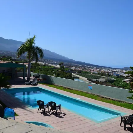 La Camuesa-adults Only