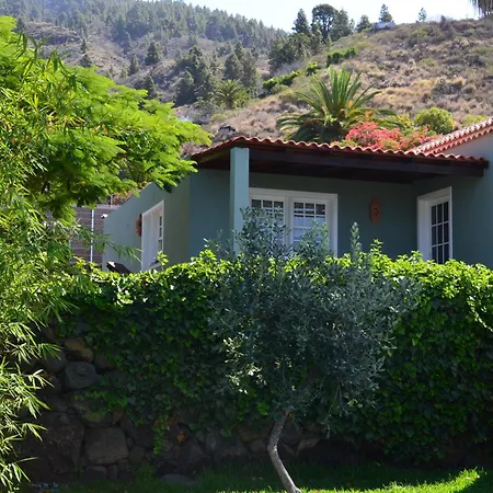 Vakantiehuis La Camuesa-adults Only *